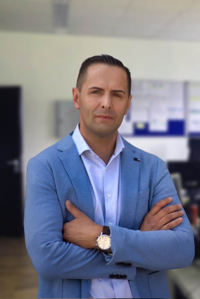 Herr Mario PILJANOVIC 