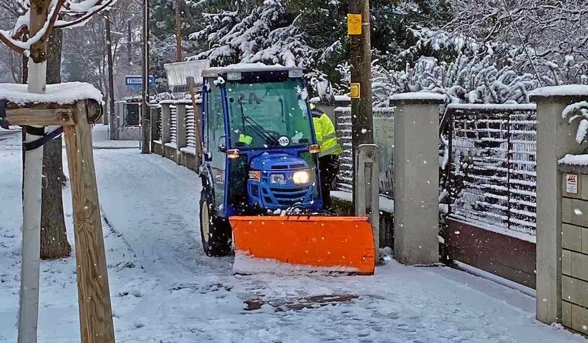 A.S.S. Winterdienst-Schneeraeumung-Wien-Iseki (1)