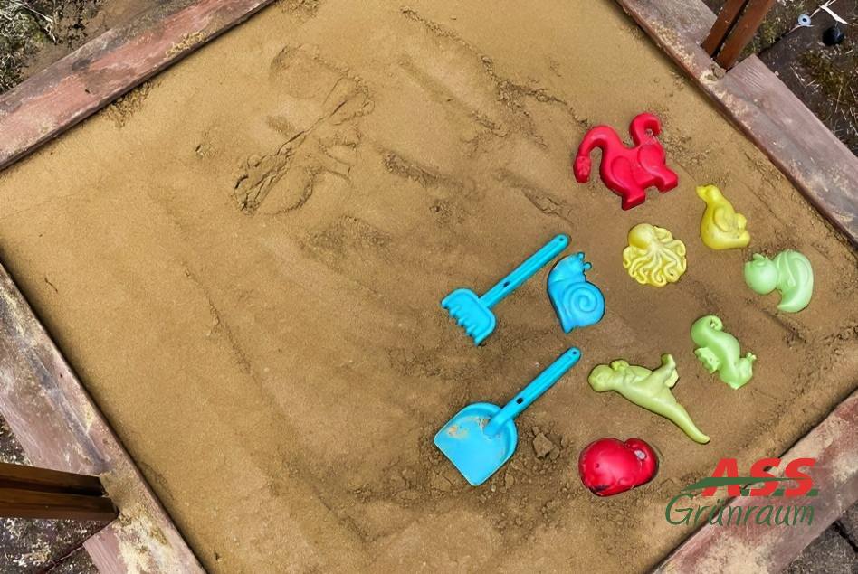 Kinderspielplatz Sandkiste SandtauschGärtnermeister A.S.S. Sandkiste Spielsand tauschen Hygiene Niederoesterreich