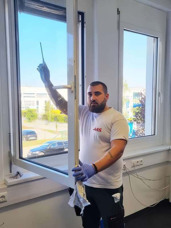 Fensterreinigung-Office-A.S.S