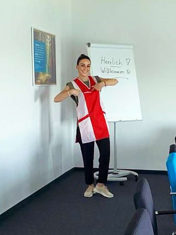 Reinigungsdame_A.S.S._Buero_Wien