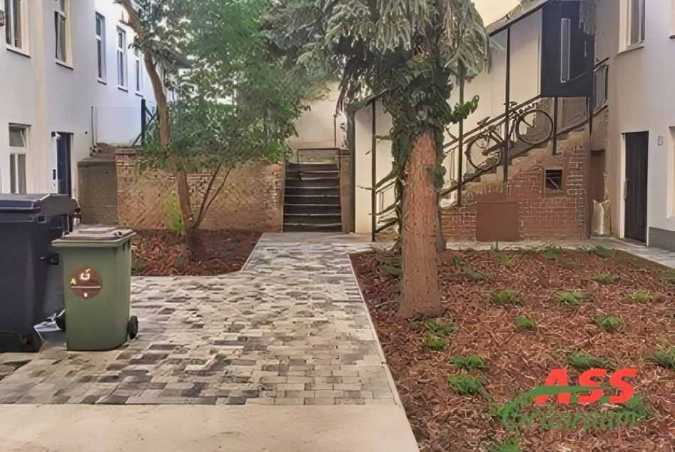 Innenhof Gestaltung Pflanzen Innenhof Gestaltung Bodendecker Zwergahorn