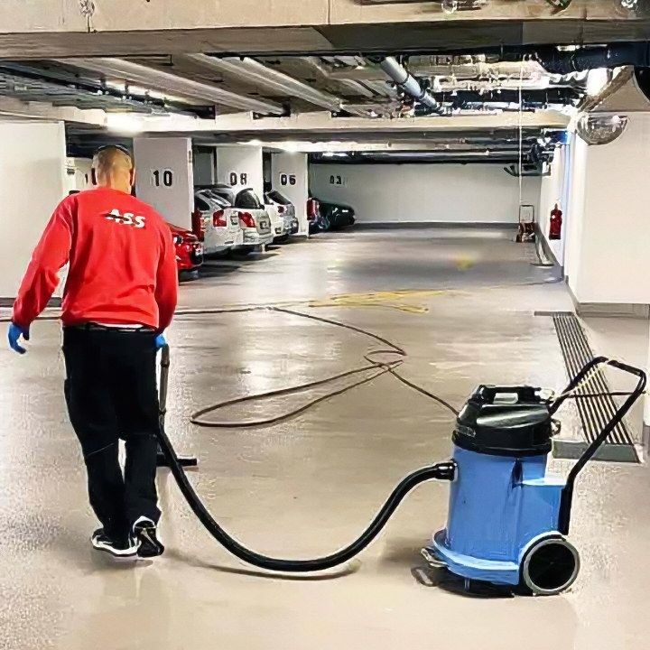 Garagenreinigung-Gebäudereinigung