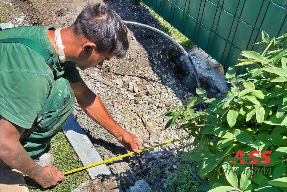 Pflastersteine-Verlegung-Gartengestaltung Pflastersteine-Rasenkante-Gartengestaltung-Wien
